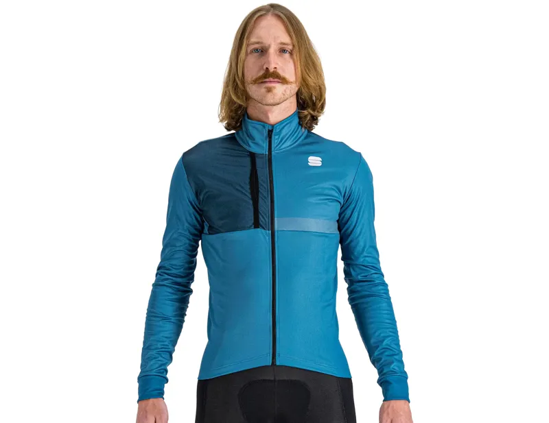 Balfes Bikes Sportful Giara Softshell Long Sleeve Jersey in Berry Blue | Free postage over £30, £10 off first order, price match & 0% finance.