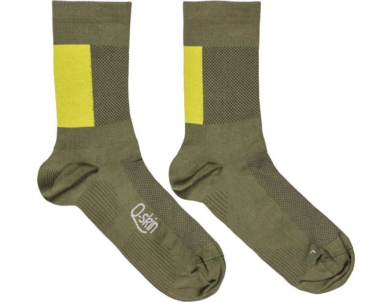 Balfes Bikes Sportful Snap Socks in Beetle/Cedar | Free postage over £30, £10 off first order, price match & 0% finance.