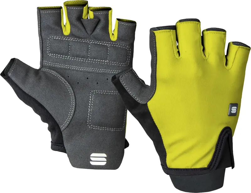 Balfes Bikes Sportful Matchy Women's Gloves in Cedar | Free postage over £30, £10 off first order, price match & 0% finance.