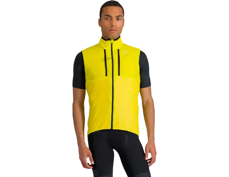 Balfes Bikes Sportful Giara Layer Gilet in Cedar | Free postage over £30, £10 off first order, price match & 0% finance.