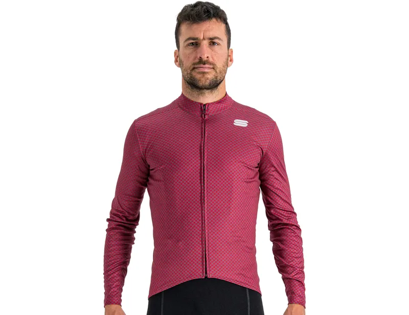 Balfes Bikes Sportful Checkmate Thermal Jersey in Prune/Red Rumba/Pompelmo | Free postage over £30, £10 off first order, price match & 0% finance.