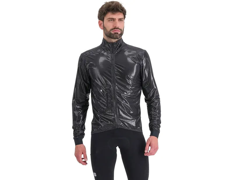 Balfes Bikes Sportful Giara Packable Jacket in Black | Free postage over £30, £10 off first order, price match & 0% finance.