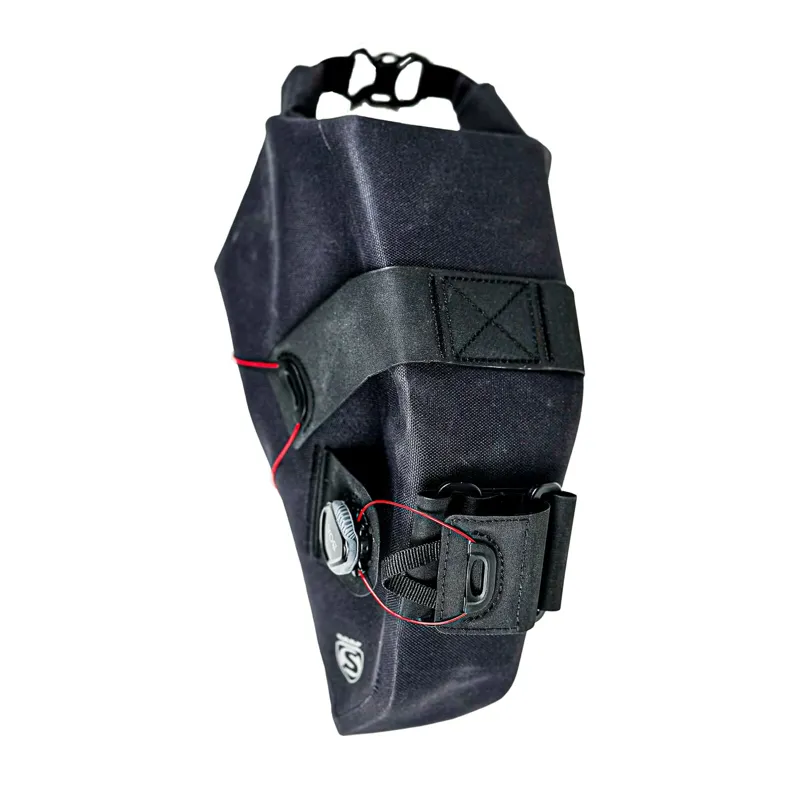 Silca - Grinta Roll-Top Adventure Saddle Bag in black 2L-5L-2