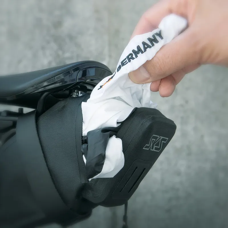 Sks Race Saddle Bag L in Black-6