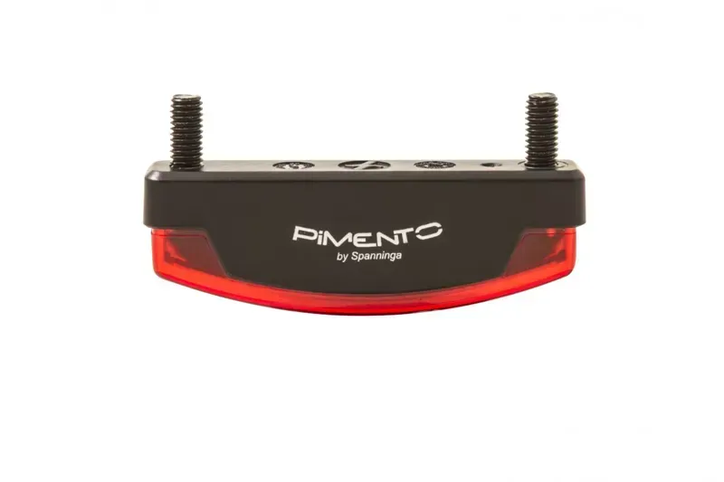 Spanninga Pimento XDvS Dynamo 6VAC 50mm Light in Black/Red-3