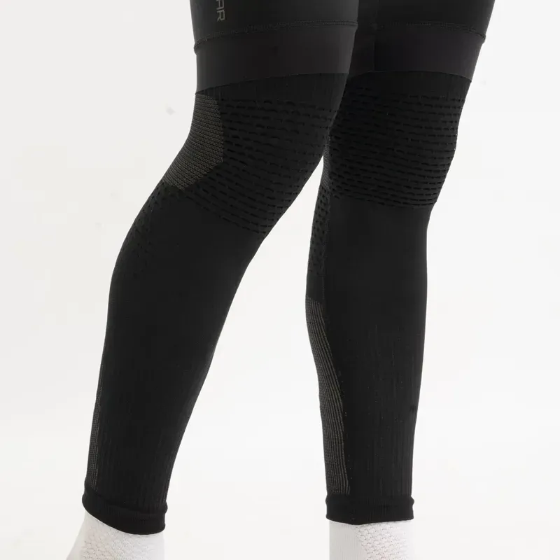 Spatz Burnr Leg Warmers in Black-11