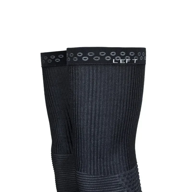 Spatz Burnr Leg Warmers in Black-6