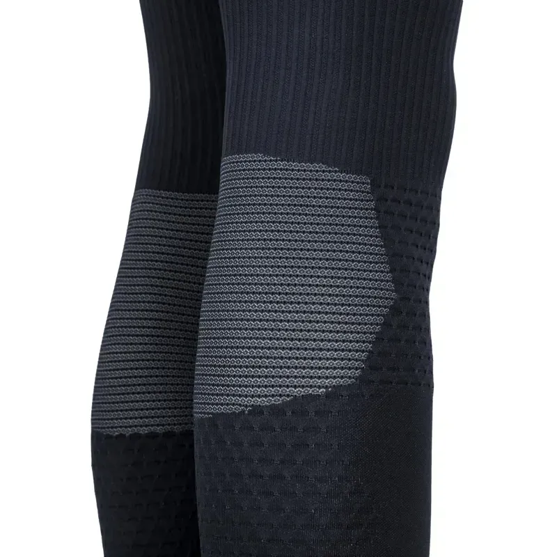 Spatz Burnr Leg Warmers in Black-8