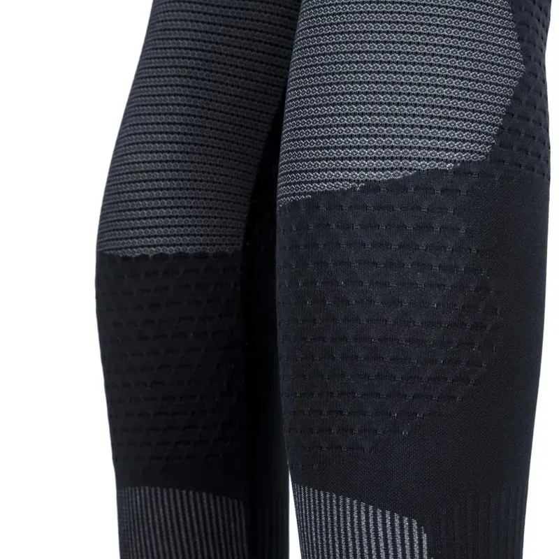 Spatz Burnr Leg Warmers in Black-9