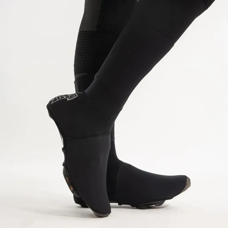 Spatz Fasta Lite Overshoe in Black-1