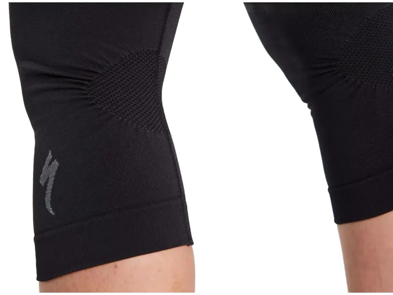 Specialized Seamless Knee Warmers in Black-3