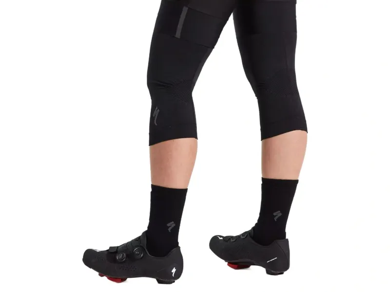 Specialized Seamless Knee Warmers in Black-6