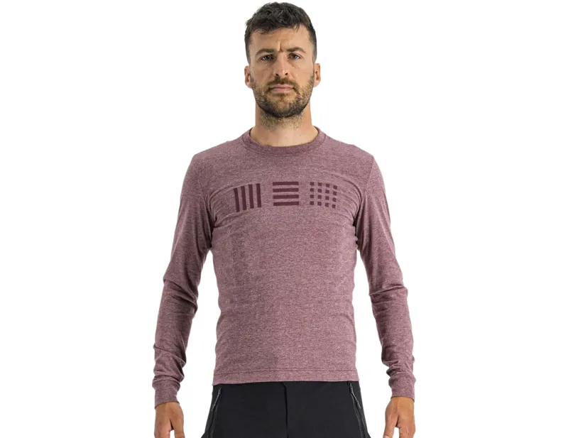 Balfes Bikes Sportful Giara Long Sleeve T-Shirt in Red Wine | Free postage over £30, £10 off first order, price match & 0% finance.
