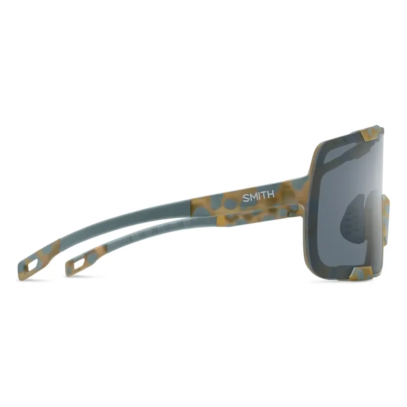 Smith Syncline Sunglasses in Matte Flint / Tarmac Tortoise / ChromaPop Slate-1