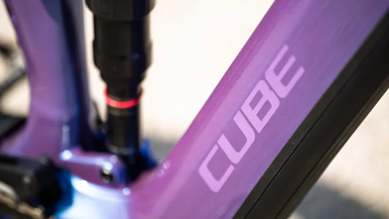 Cube Stereo Hybrid One44 Pro 800 Electric Full Sus MTB 2027 in Blueiris/Purple-13
