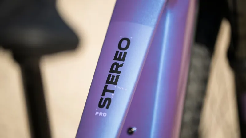 Cube Stereo Hybrid One44 Pro 800 Electric Full Sus MTB 2027 in Blueiris/Purple-11