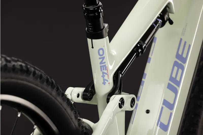 Cube Stereo Hybrid One44 HPC Race 800 Electric Full Sus MTB 2027 in Mellowyellow/Lilac-4
