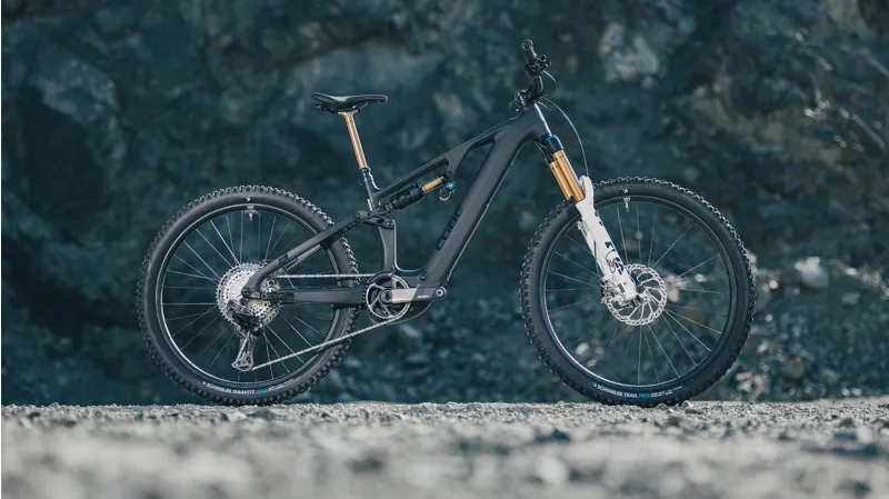 Cube Ams Hybrid 177 C:62 At 600X Electric Carbon Full Sus MTB 2027 in Carbon/White-12