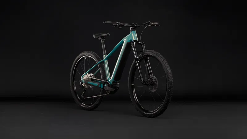 Cube Reaction Hybrid Performance 720 Electric Alloy Hybrid bike 2027 in Maldivian/Black-4