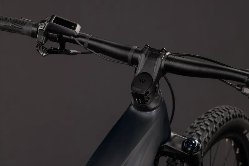 Cube Reaction Hybrid Pro 800 Electric Aluminium MTB 2027 in Silverdust/Prism-9