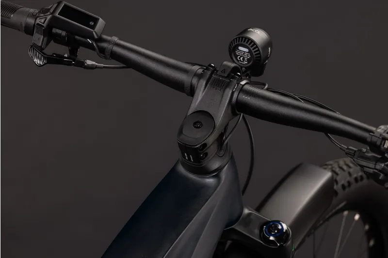 Cube Reaction Hybrid Pro 800 FE Electric Aluminium MTB 2027 in Silverdust/Prism-9