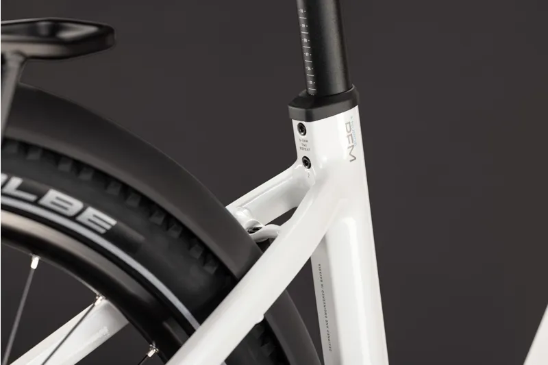 Cube Nuride Hybrid Performance 720 Electric Hybrid bike 2027 in Metallicwhite/Grey-7