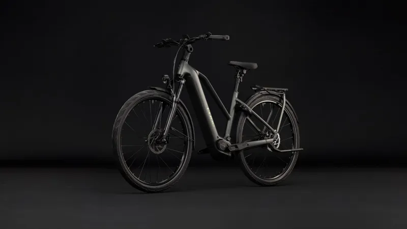Cube Kathmandu Hybrid Deluxe Pro 800 Electric Aluminium bike 2027 in Blackforest/Chrome-2