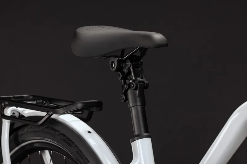 Cube Kathmandu Hybrid Deluxe Pro 800 Electric Aluminium bike 2027 in Metallicwhite/Chrome-6