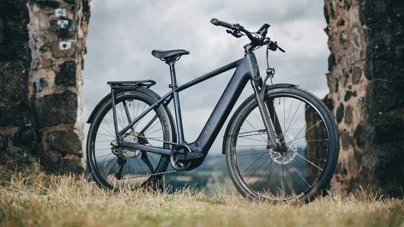 Cube Kathmandu Hybrid C:62 Pro 400X Electric Carbon bike 2027 in Liquidsteel/Prizm-5