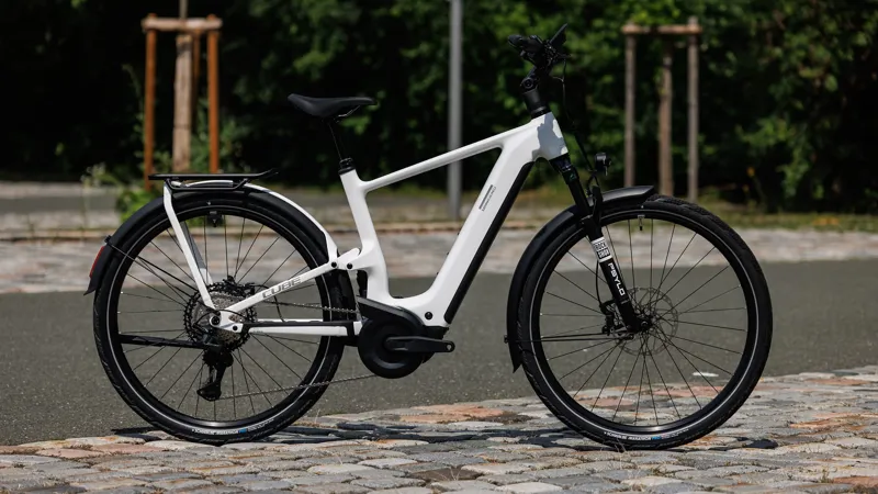 Cube Kathmandu Hybrid One11 HPC SLX 800 Electric Carbon bike 2027 in Metallicwhite/Prizm-5