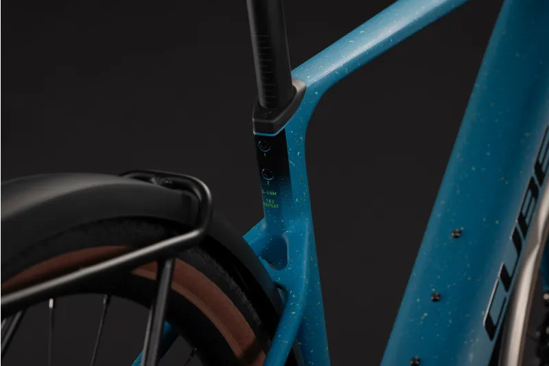 Cube Nuroad Hybrid C:62 EXC 400X FE Electric Carbon Gravel Bike 2027 in Tropicalteal/Black-9