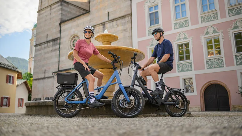 Cube Compact Hybrid 540 Electric 2027 Hybrid bike in Thistleblue/Blue-12