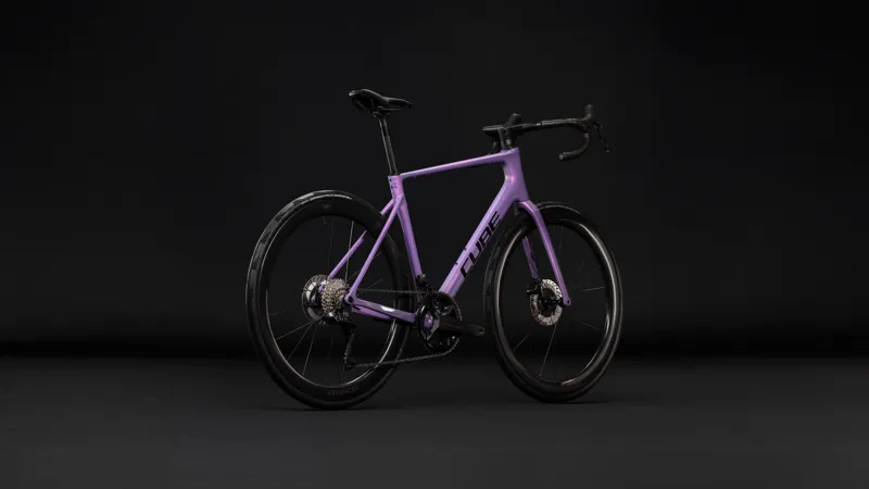 Cube Attain C:62 SLT Carbon Road bike 2027 in Cosmicpurple/Black-3