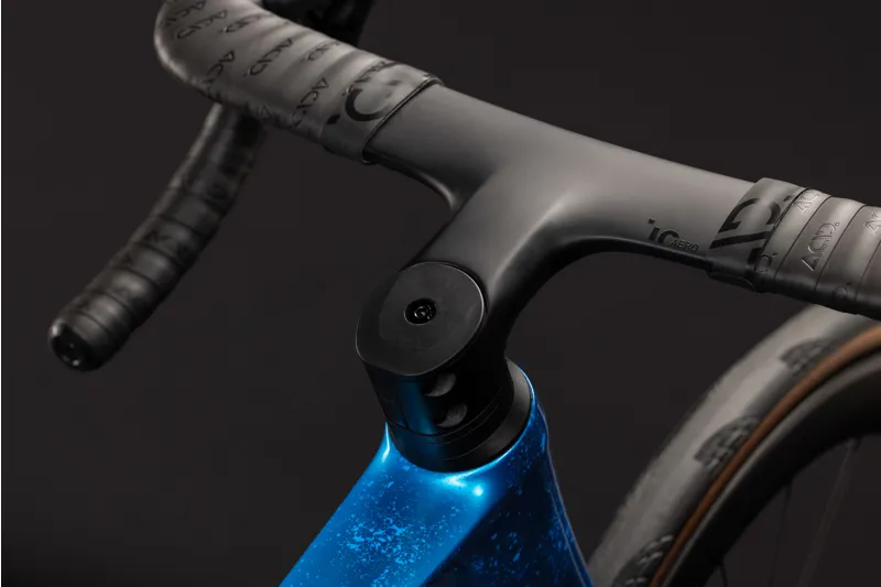 Cube Litening Air C:68X Race Carbon Road bike 2027 in Bluetwister/Prizm-8