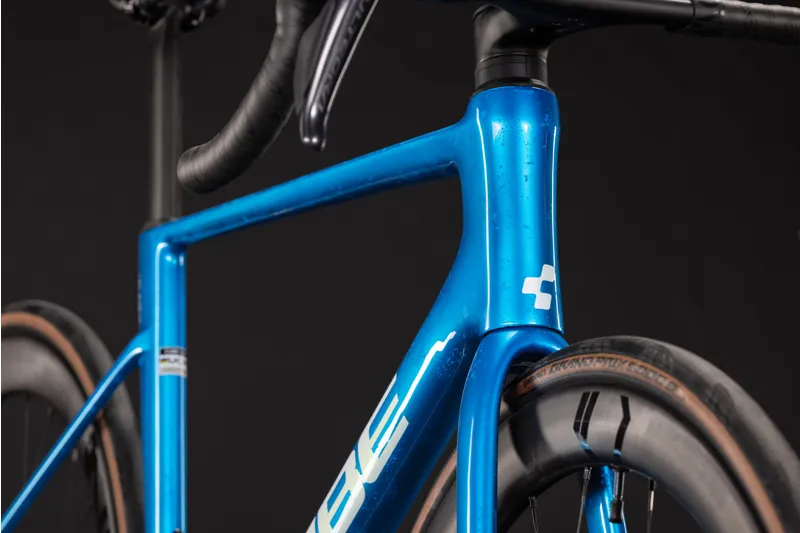 Cube Litening Air C:68X Race Carbon Road bike 2027 in Bluetwister/Prizm-10