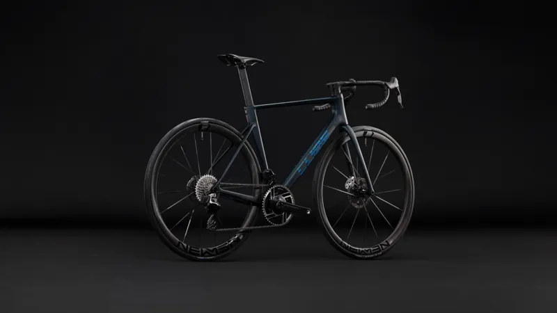Cube Litening Air C:68X SLX Carbon Road bike 2027 in Liquidblue/Crisscross-4