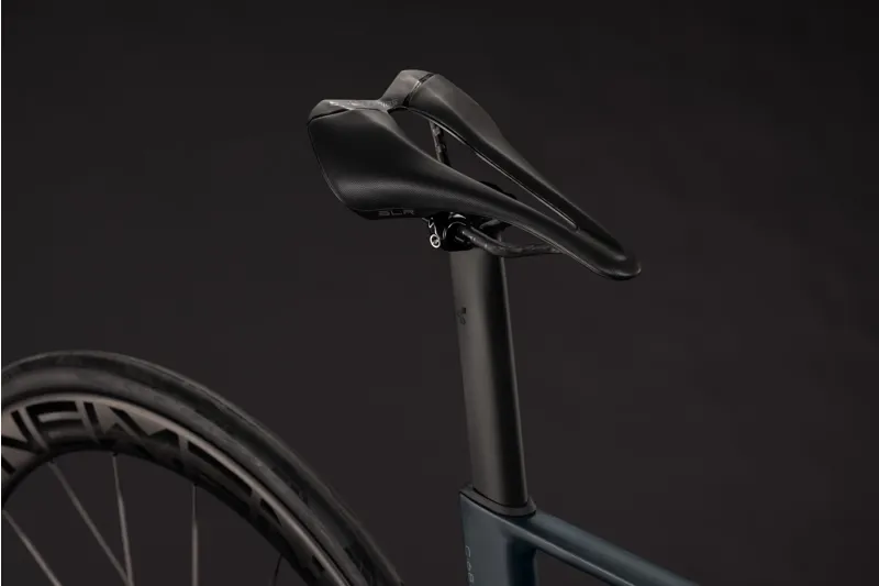 Cube Litening Air C:68X SLT Carbon Road bike 2027 in Halogrey/Prizm-7