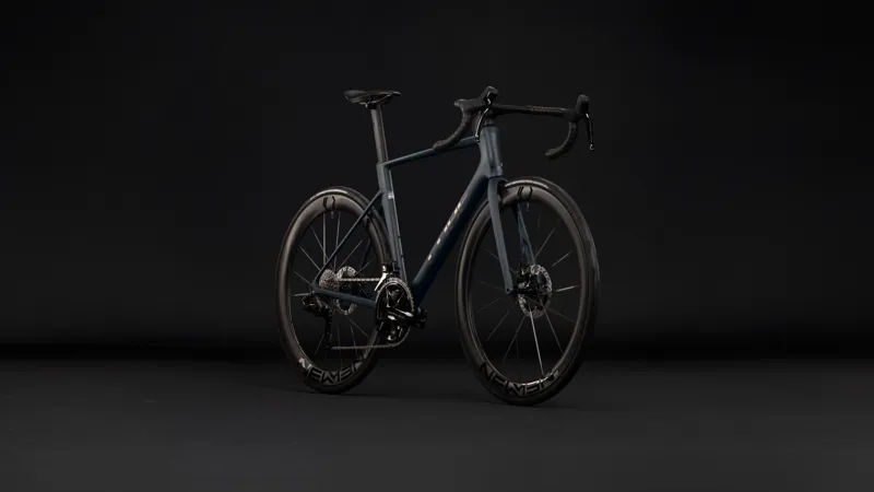 Cube Litening Air C:68X SLT Carbon Road bike 2027 in Halogrey/Prizm-4