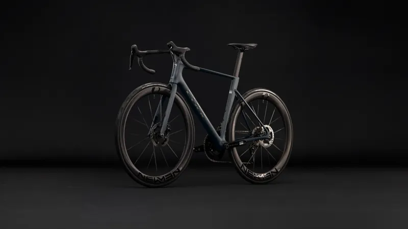 Cube Litening Air C:68X SLT Carbon Road bike 2027 in Halogrey/Prizm-2
