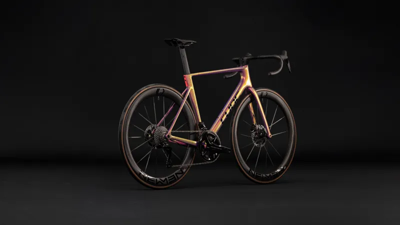 Cube Litening Air C:68X SLT Carbon Road bike 2027 in Beamfibre/Black-5