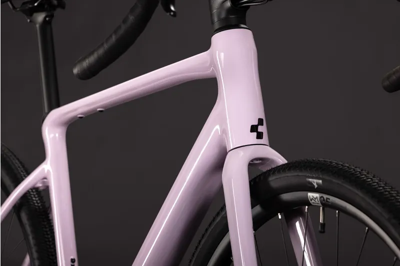 Cube Nuroad EX Aluminium Gravel bike 2027 in Bubblegum/Black-12