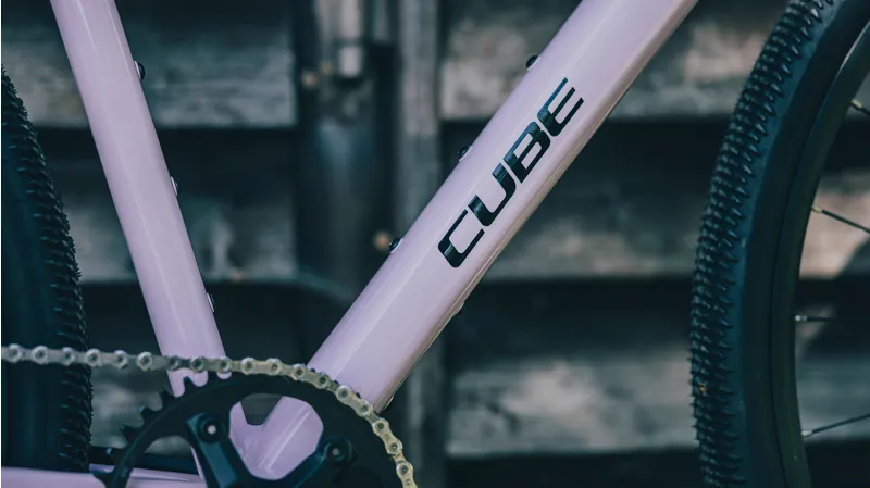 Cube Nuroad EX Aluminium Gravel bike 2027 in Bubblegum/Black-6