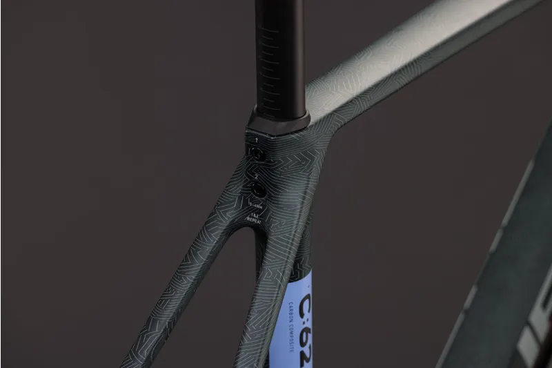 Cube Cross Race C:62 Race Carbon Cross bike 2027 in Grey/Carbon/Crisscross-8