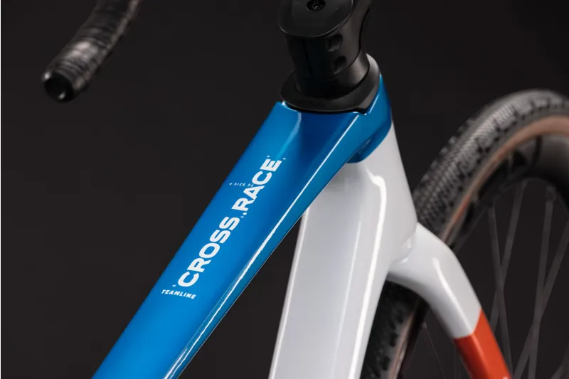 Cube Cross Race C:68X TE Carbon Cross bike 2027 in White/Blue/Orange/Teamline-9