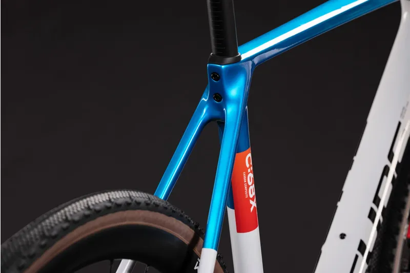 Cube Cross Race C:68X TE Carbon Cross bike 2027 in White/Blue/Orange/Teamline-8