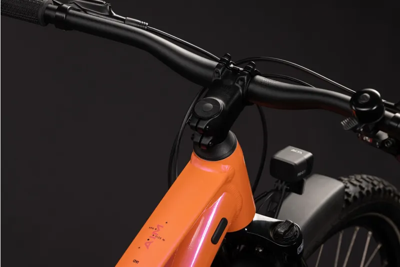 Cube Aim One FE 2027 L 2027 in Salmon/Black-5