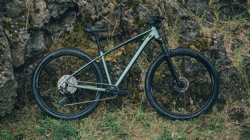 Cube Aim SLX 2027 in Shiftverde Chrome-9