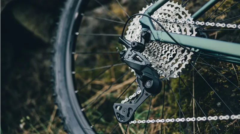 Cube Aim SLX 2027 in Shiftverde Chrome-12