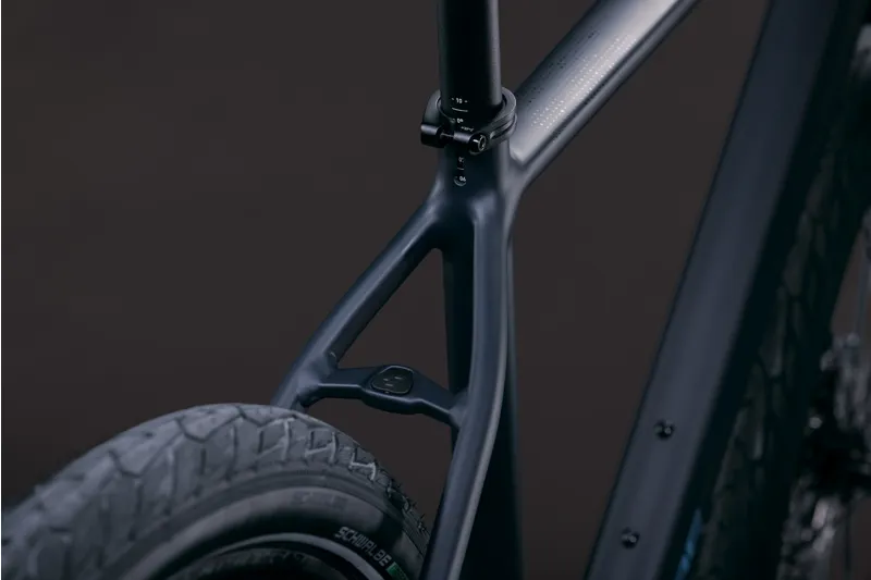 Cube Editor Pro Hybrid bike 2027 in Night/Chrome-6