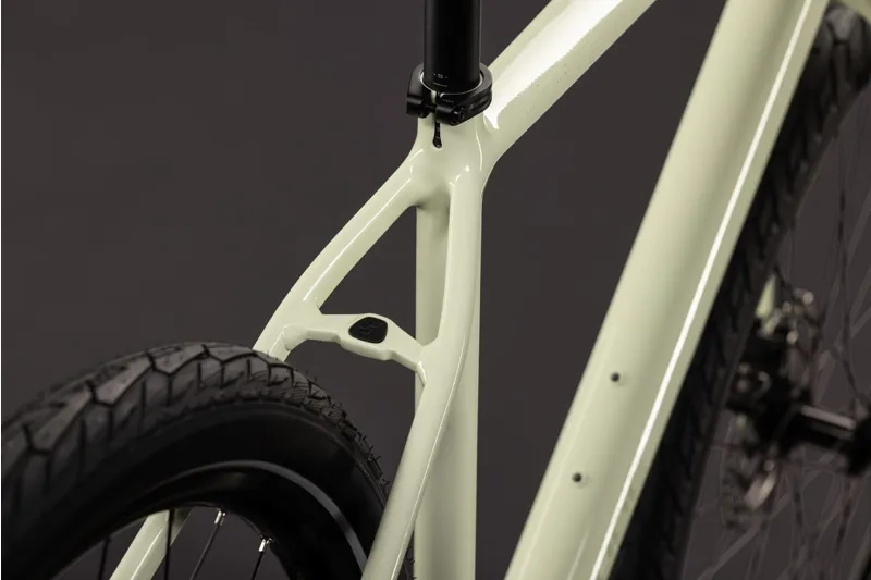Cube Editor Pro Hybrid bike 2027 in Mellowyellow/Lilac-8